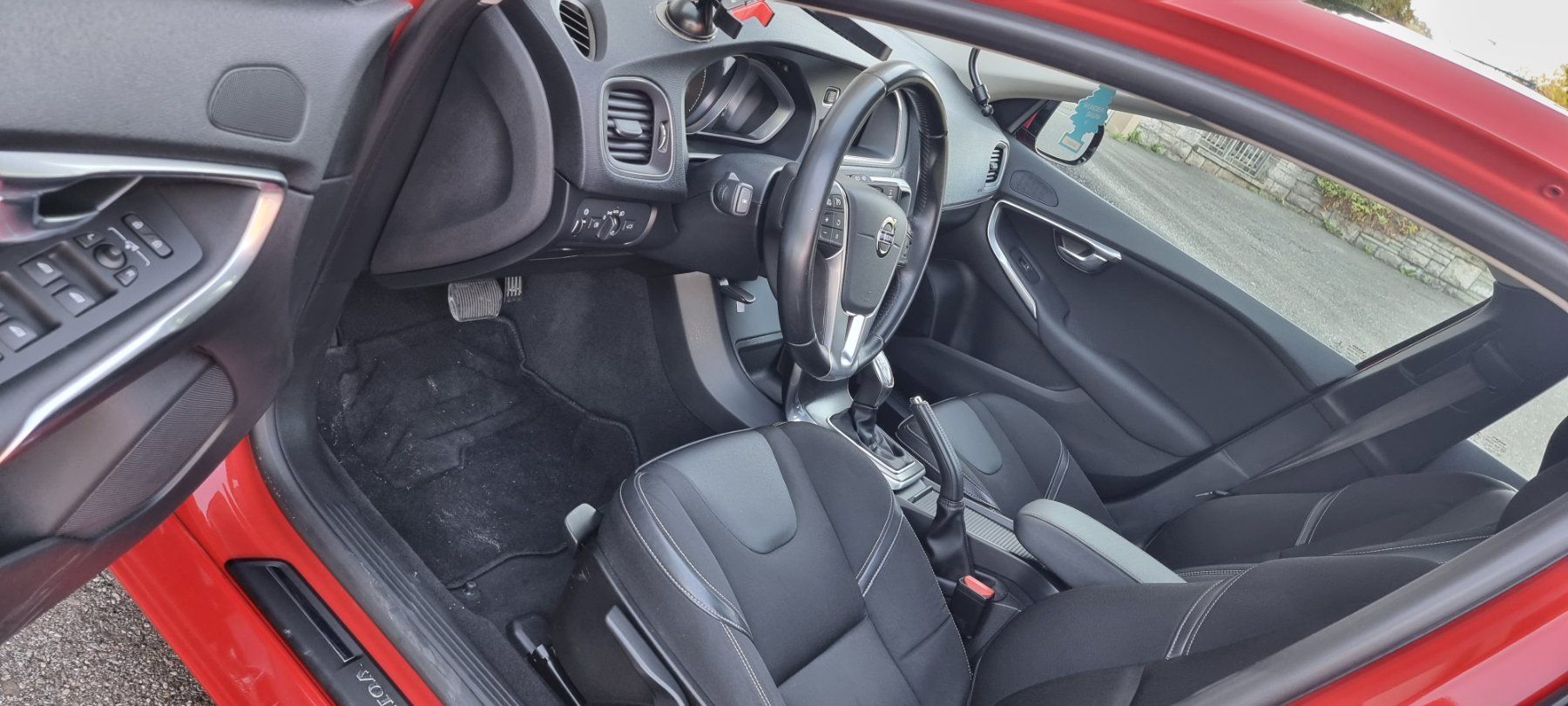 Volvo Automobili: Volvo v40 d3 – Usato da Belp venduto da Panther_ 7