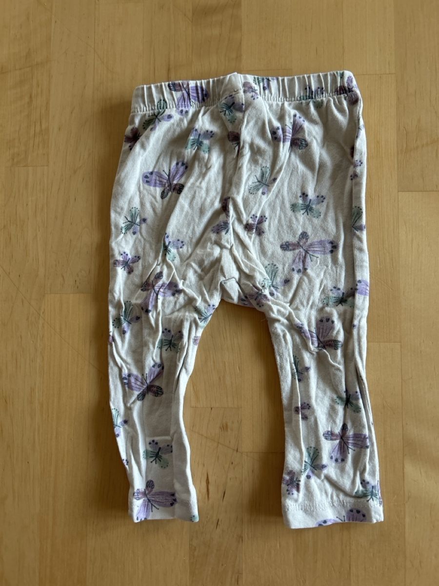 Lotti & Set di vestiti: Pulli und Hose gr 62 mit Schmetterlingen – Usato da Windisch venduto da ric_tk9p 4