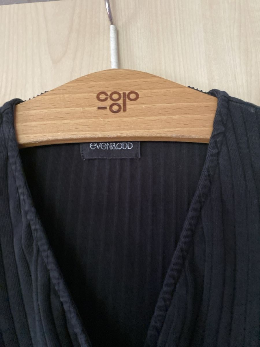 Top: Langarm crop top Gr.M ab 1.- Franken – Usato da Gränichen venduto da cat_lady 1