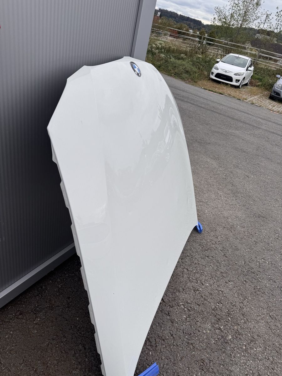 BMW Toutes les pièces auto: BMW E92 Coupe motorhaube  – D'occasion à Niederbipp par alp_6dg6 2