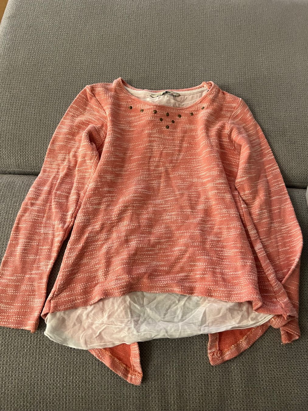 Pulls et sweat-shirts: Pullover 128 – D'occasion à Thun par Siladi