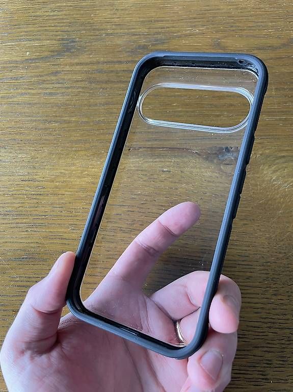 Cover & Protezioni schermo: Ghost Case 2.0 für Google Pixel 10 – Usato da Willisau venduto da rmnkch 3
