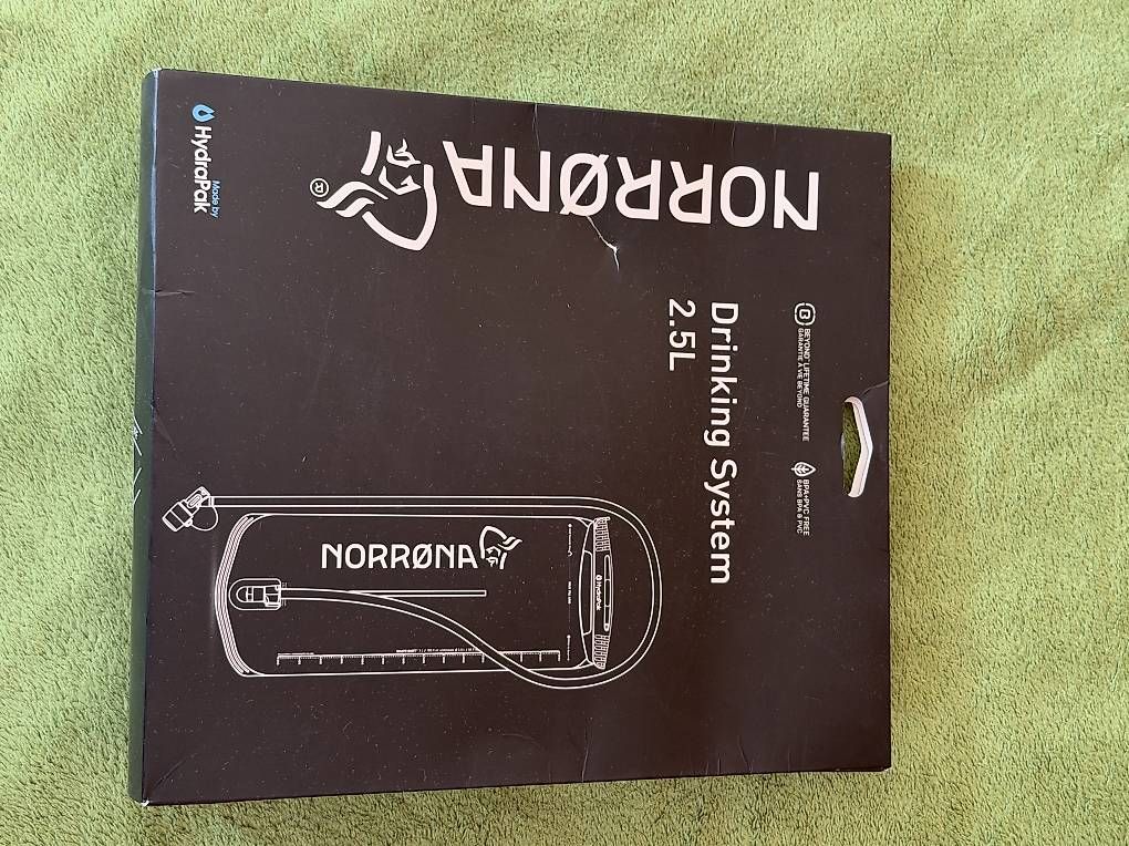 PC: Norröna Drinking System 2,5 Liter NEU – Nuovo e nell'imballaggio originale da Zermatt venduto da ber_sdz7