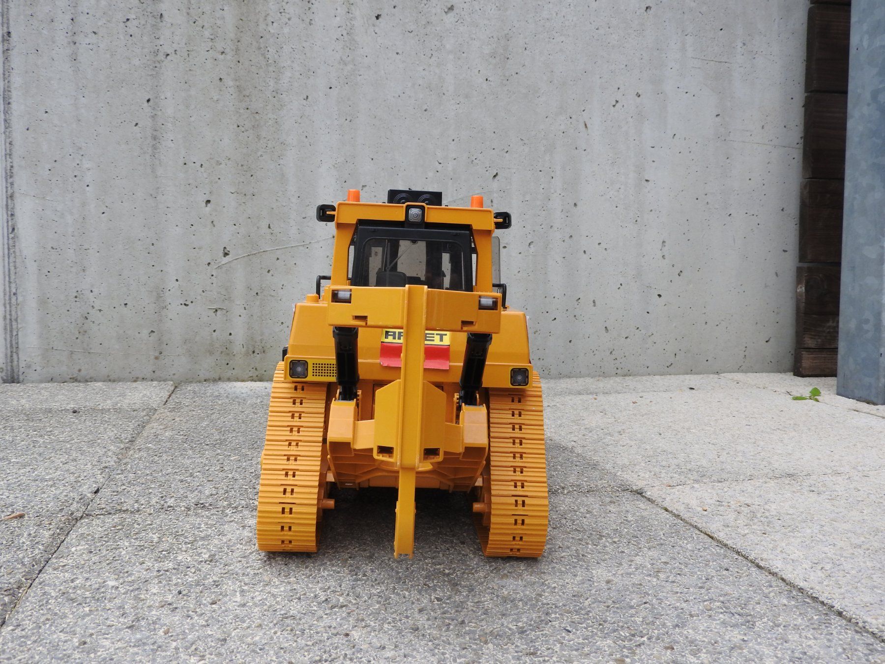 Bruder Giocattoli: Bruder Cat Bulldozer gross – Usato da Entlebuch venduto da Leepalusi 1