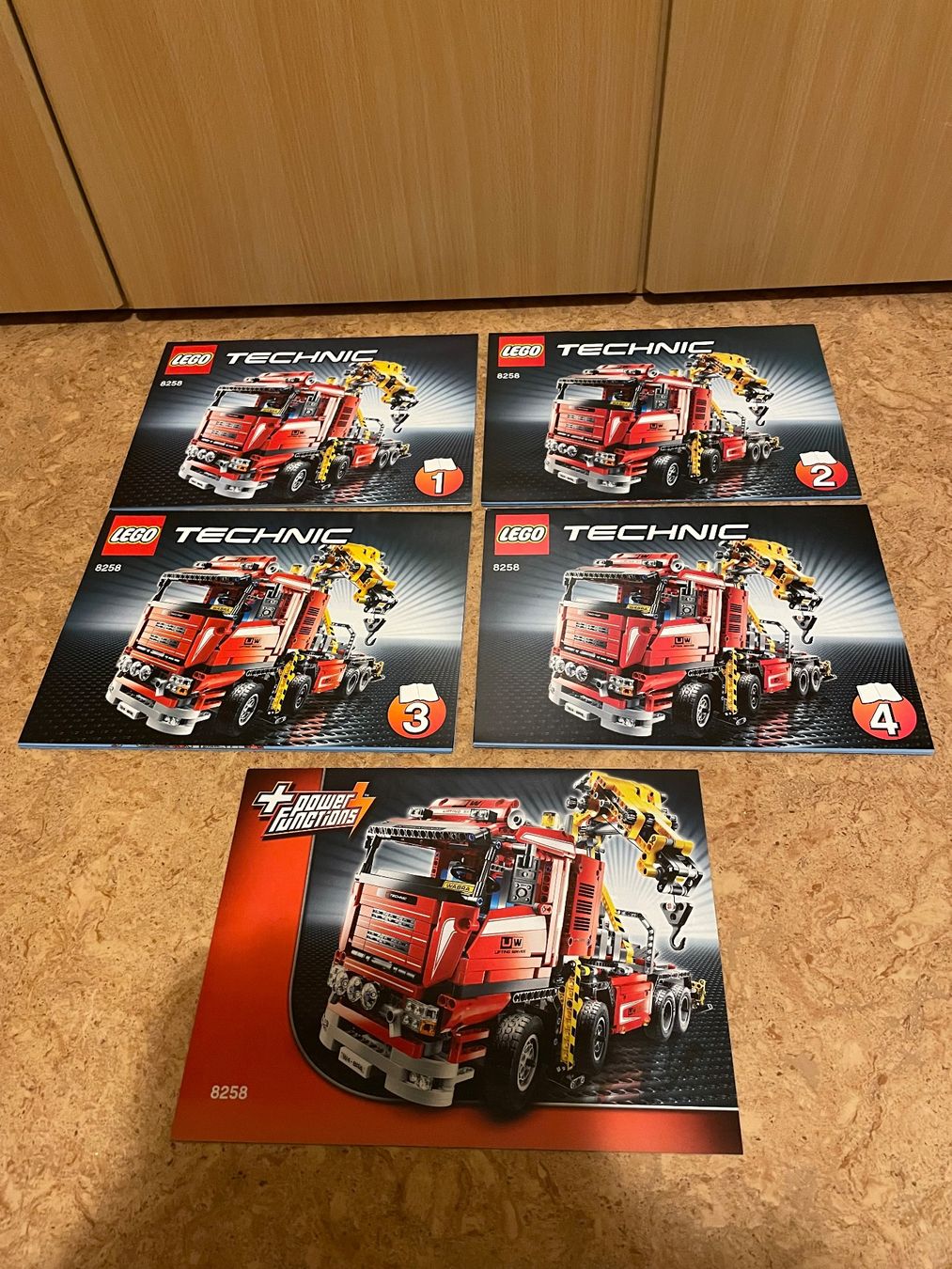 Lego Kit di costruzioni: Lego Technic 8258 lkw mit kran – Usato da Airolo venduto da Bagaion99 6
