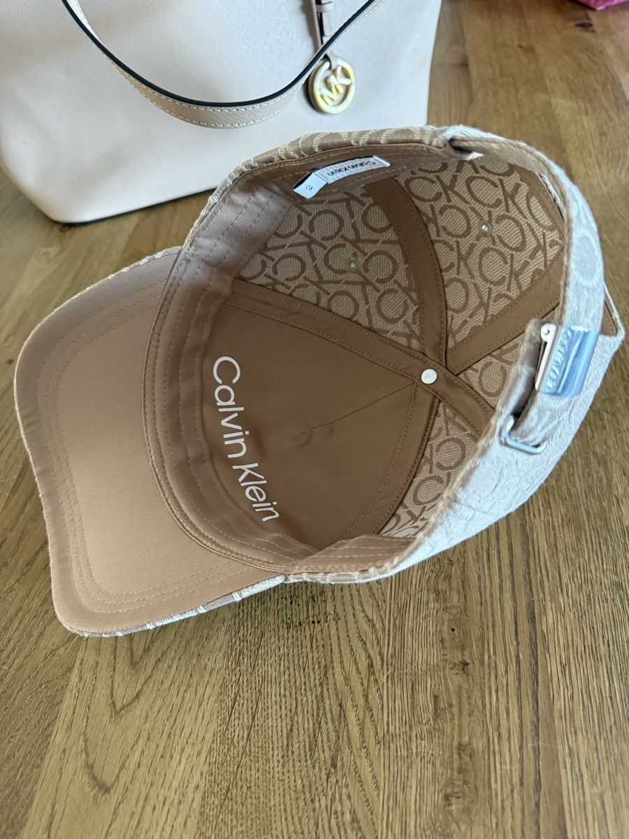 Calvin Klein Hüte, Mützen & Caps: Calvin Klein Cap – Neu (gemäss Beschreibung) aus Steffisburg von sim_5lpg 1