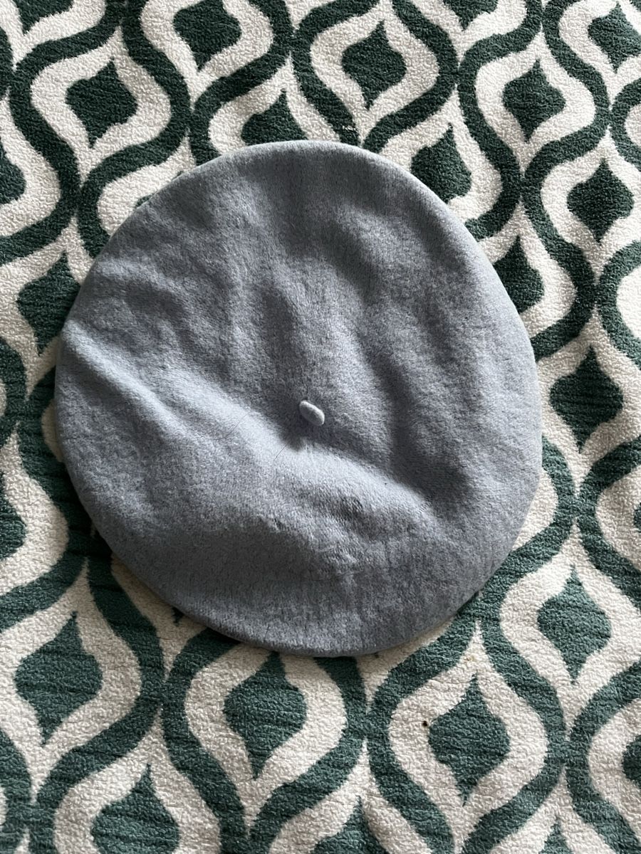 Globus Chapeaux, bonnets & casquettes: Peret von Globus – D'occasion à Hochdorf par Forestgreen 1