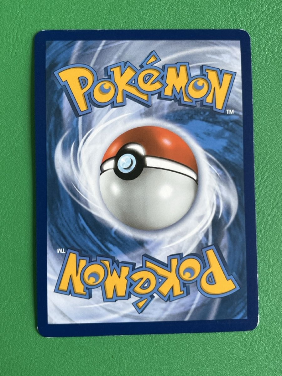 Pokémon Carte collezionabili: Pokemon surfendes Pikachu V CEL 008 DE Celebrations – Nuovo (secondo la descrizione) da Lommiswil venduto da diti_89 3
