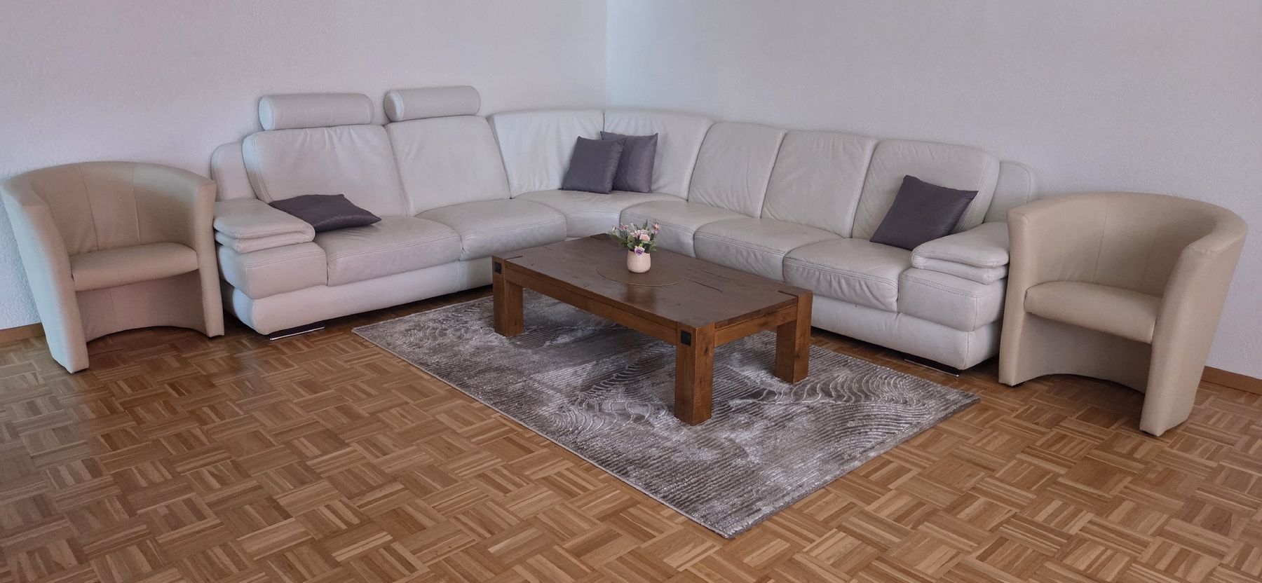 Sofas: Weisse Leder-Sofagarnitur  – Gebraucht aus Altstätten SG von benii01
