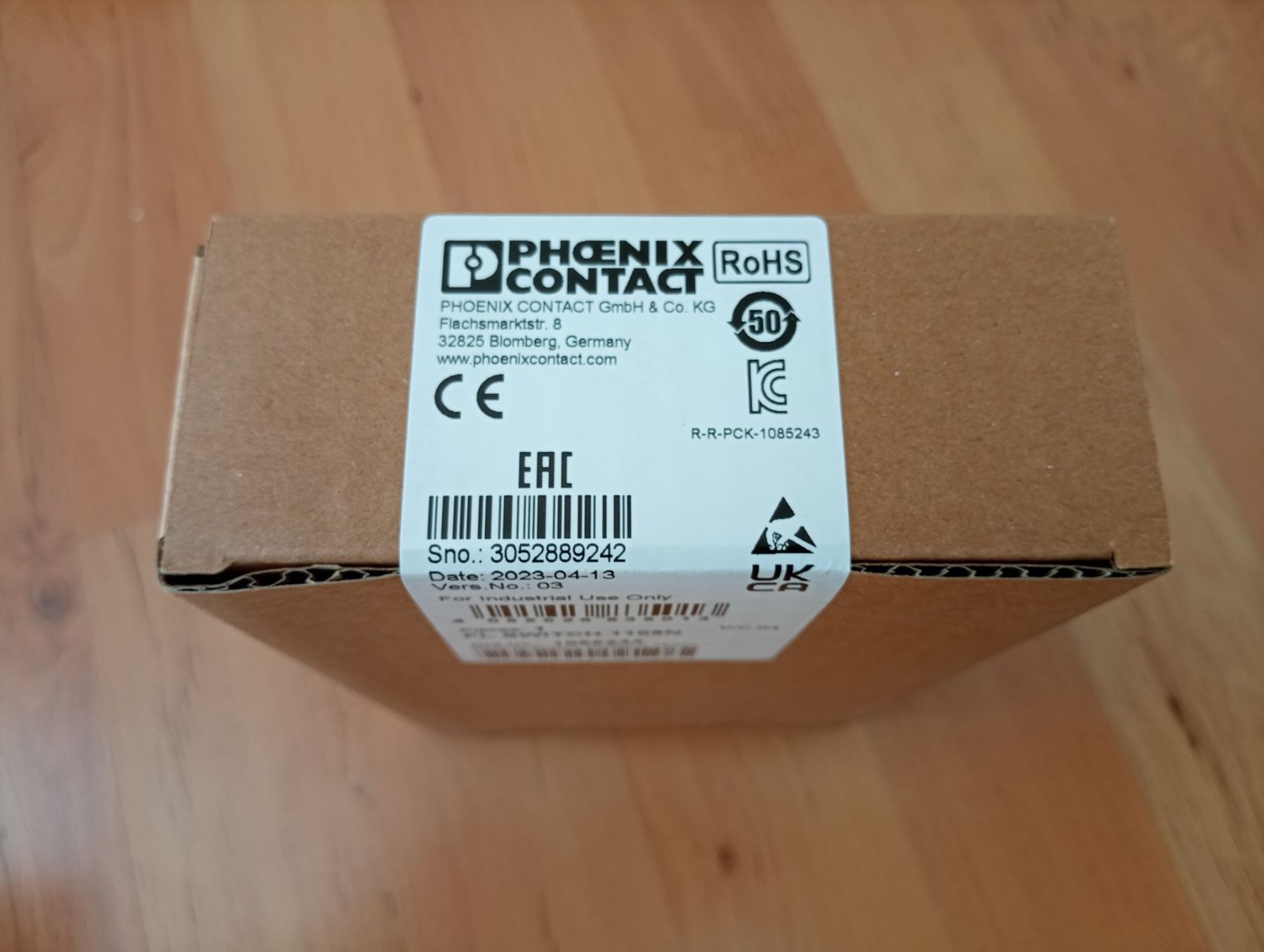 Modems & Router: PHOENIX CONTACT Ethernet Switch / FL SWITCH 1108N / 1085243 – Neu und originalverpackt aus Ufhusen von HKSC
