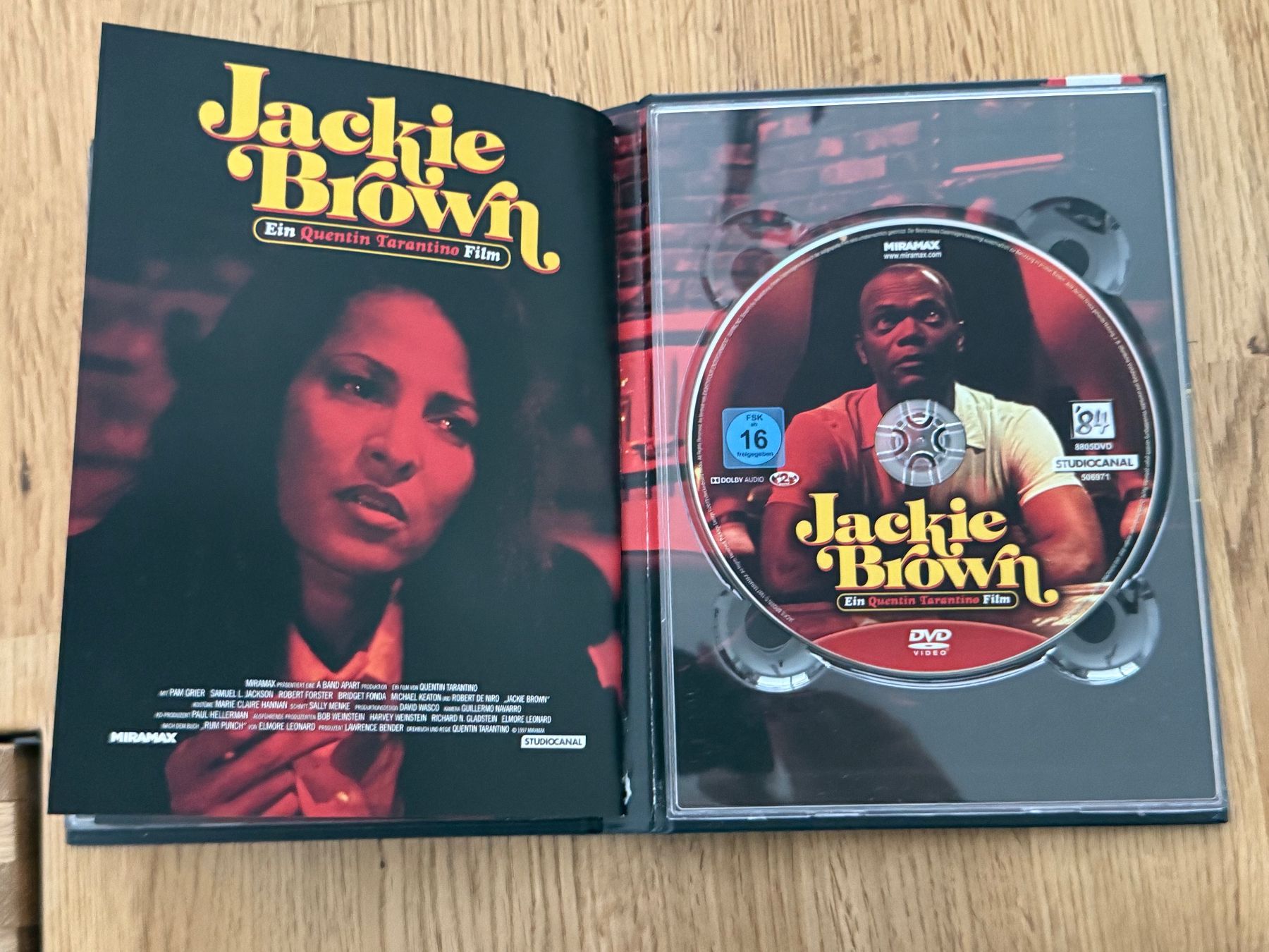 Tutti i DVDs: Jackie Brow   Mediabook Cover C – Usato da Oftringen venduto da CatchMeIfYouCan68 2