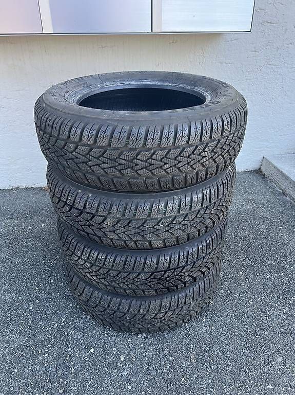 Altro in Scrittura & Disegno: 175/65/14 Dunlop Winterreifen  – Usato da Frasnacht venduto da nobloff