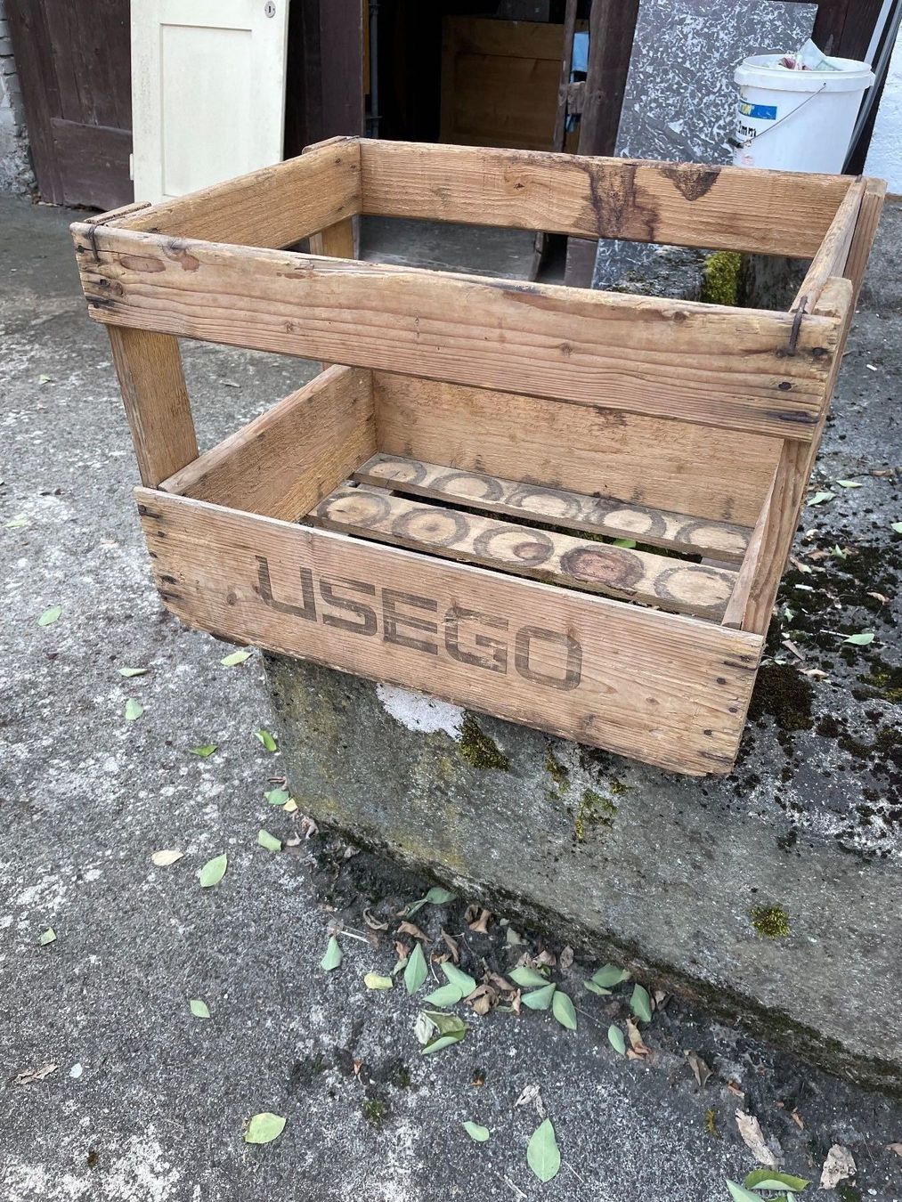 Articoli in legno: Alte Holzkiste von Usego – Usato da Villmergen venduto da Bezdupe 4