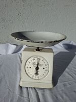 Vintage Küchenwaage Merkur aus Emaille