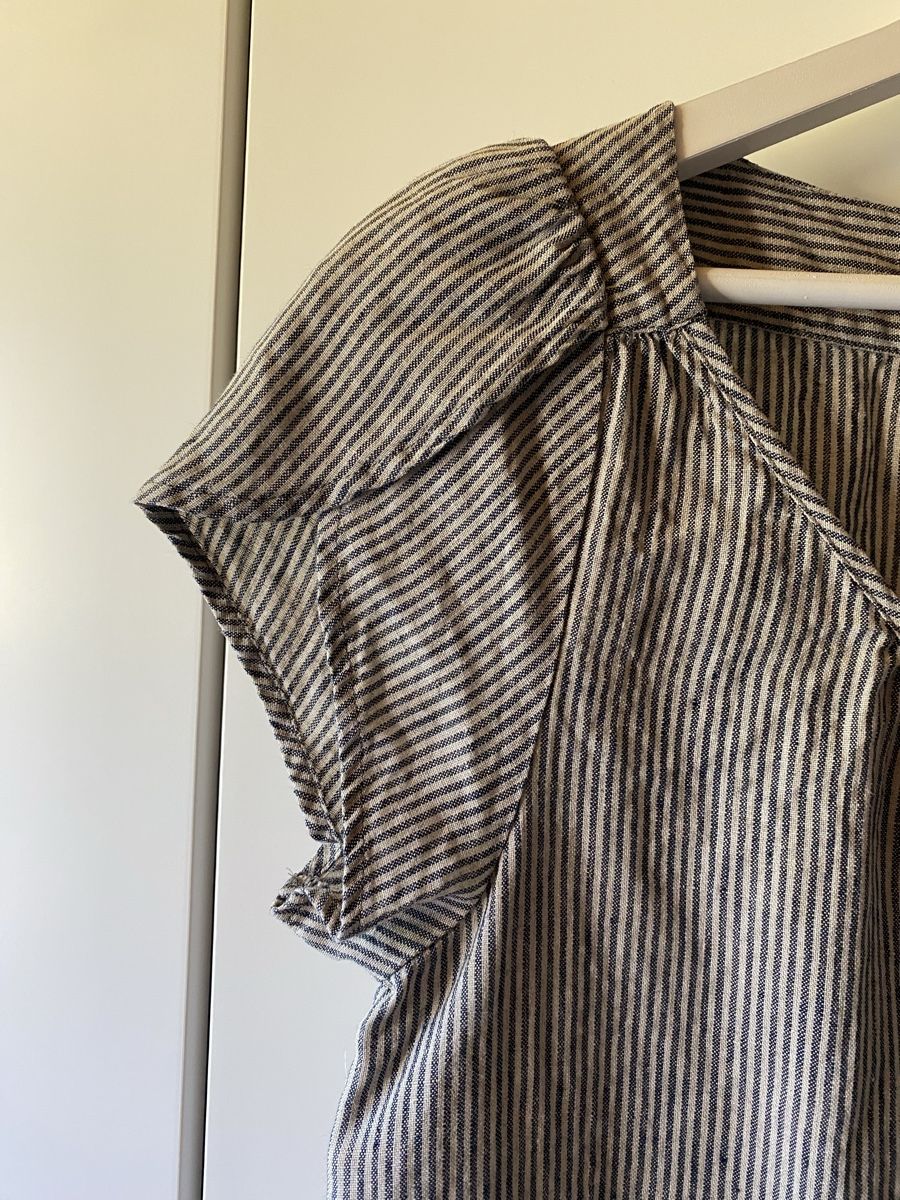 Nygårdsanna Top: Nygardsanna linen top – Nuovo (secondo la descrizione) da Mont-sur-Lausanne venduto da lacasta 1