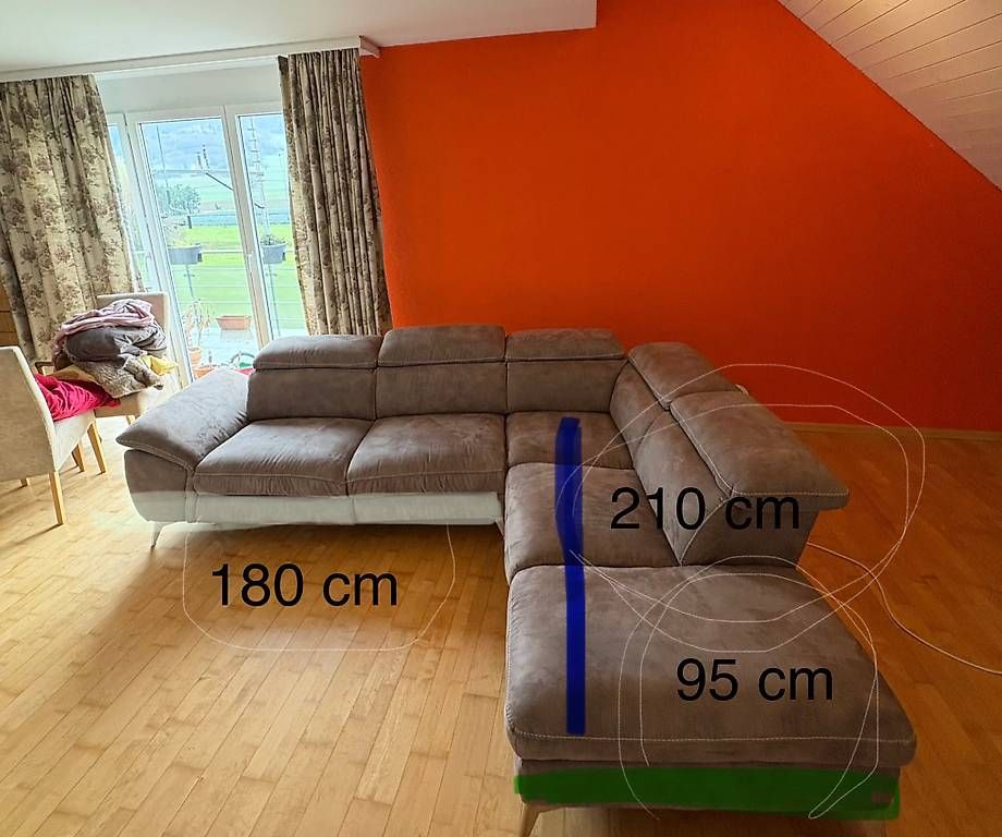 Sofas: Modernes Ecksofa mit Relaxfunktion Top Zustand! 1 jährig  – D'occasion à Oberweningen par gta_kl5b 1