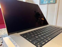 Apple MacBook Pro 16″ M3 Pro 36 GB RAM, 1 TB SSD Top Zustand