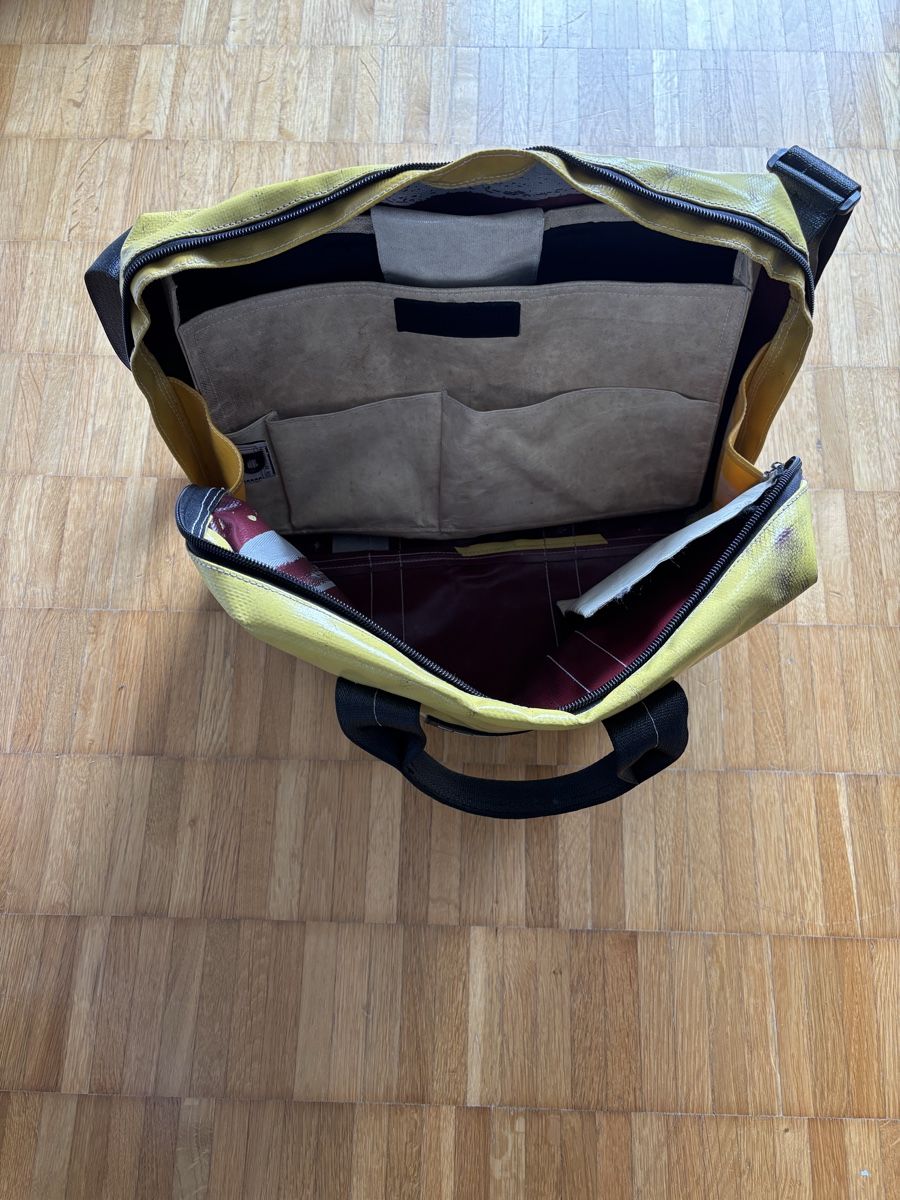 Freitag Taschen: Freitag Tasche, Laptoptasche – Gebraucht aus Uster von ifree 2