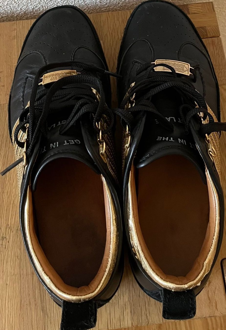 Dsquared2 Scarpe da uomo: Dsquared2 Sneaker - Schwarz/Gold - Grösse 46 – Usato da Lüchingen venduto da mag_8r9c 6