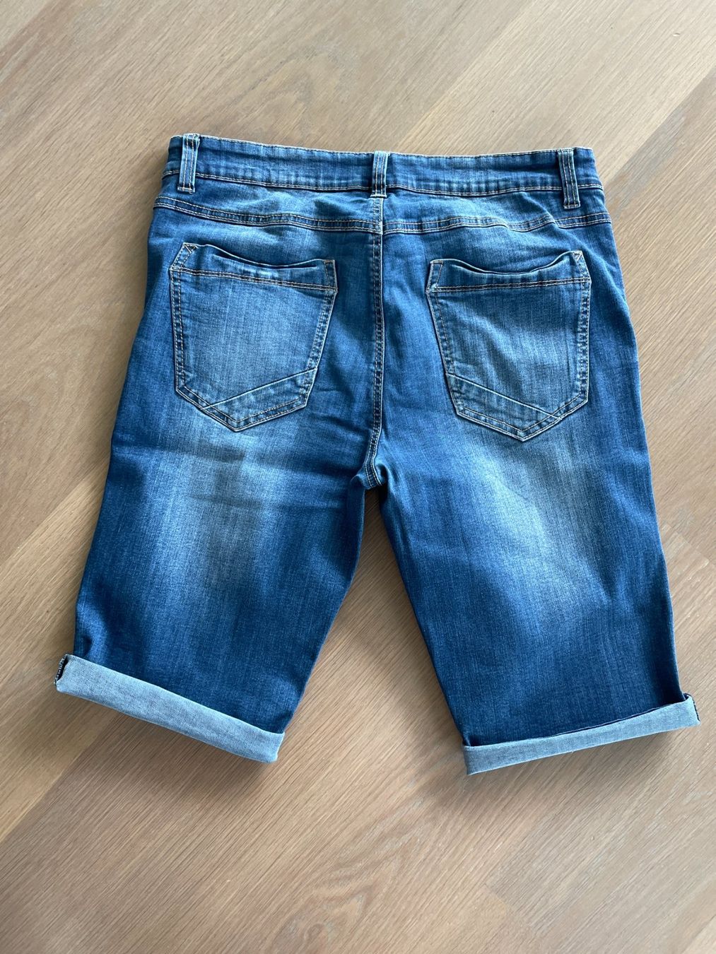 S.Oliver Pantaloni: Jeans-Shorts, s.Oliver, Grösse 170 big – Usato da Rüschlikon venduto da user999 5