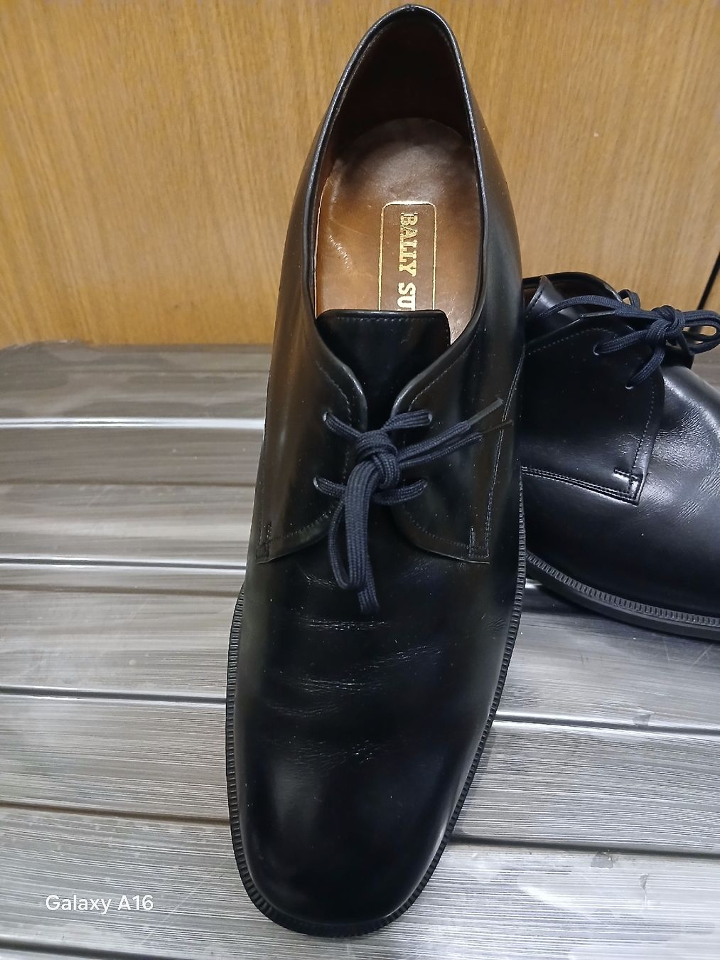 Bally Herrenschuhe: Chaussures en cuir de la marque Bally Suisse, Gr 9 E – Neu (gemäss Beschreibung) aus Genève von Martinbng 6