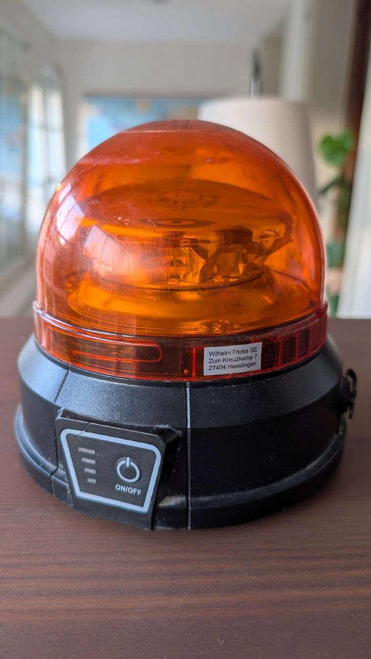 Lampade: GRANIT Akku-LED-Rundumleuchte. – Usato da Thun venduto da Phoenizier22