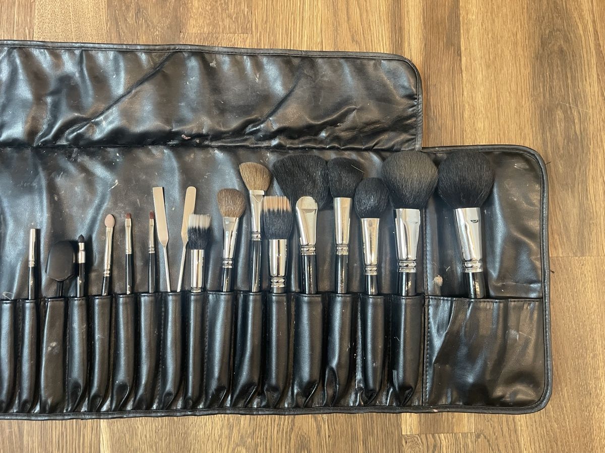 Mac Cosmetics Make-up: div. Makeup Pinsel von Mac und Beni Durrer – Usato da Müllheim-Dorf venduto da Wilernaescht 2