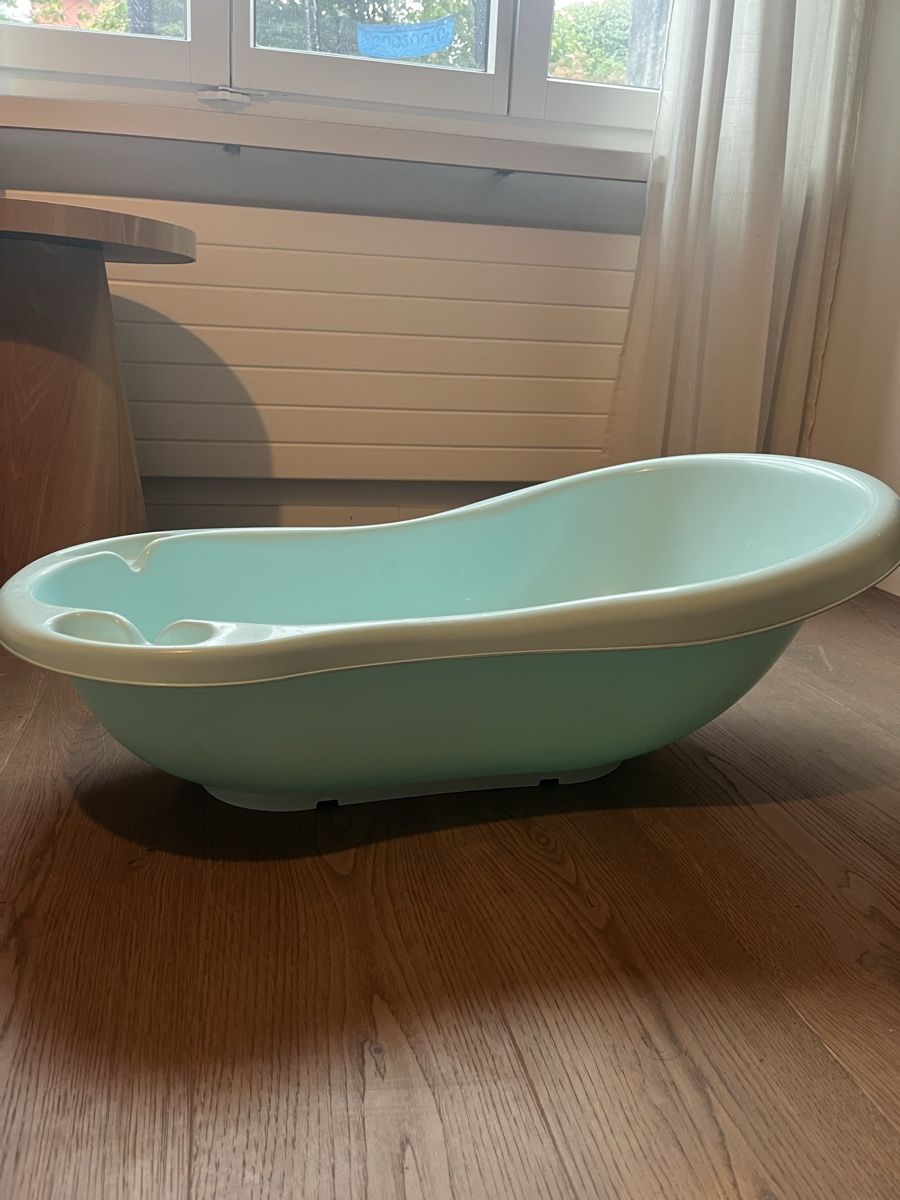 Tutto per il bagno: Badewanne hellblau – Usato da Oberengstringen venduto da evi_5zkt 1