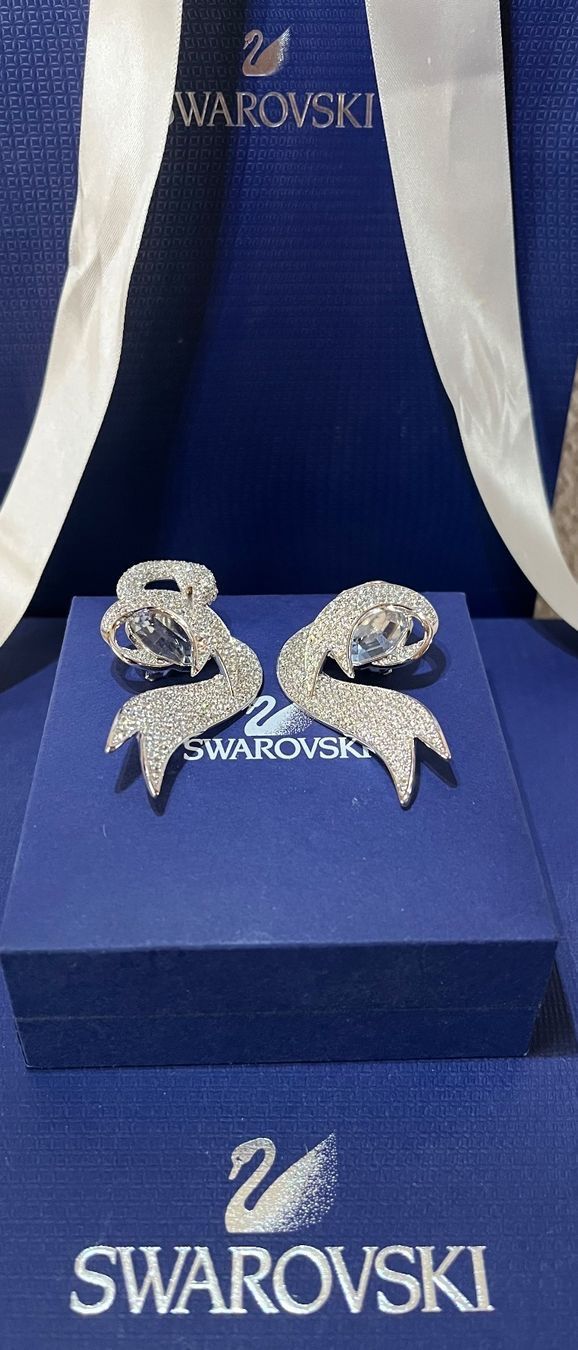 Swarovski Orecchini pendenti & Orecchini a lobo: Swarovski statement Ohrringe, neu und original mit box – Nuovo e nell'imballaggio originale da Lupfig venduto da Womensecret 2