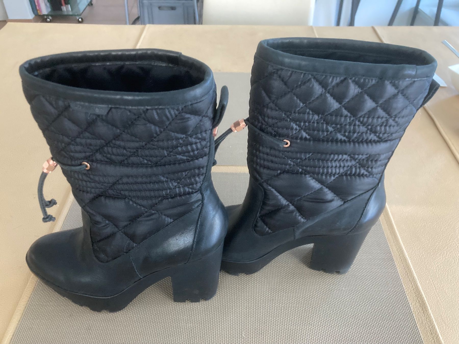 Calvin Klein Scarpe da donna: CALVIN KLEIN Winter Stiefelette – Usato da Wilderswil venduto da Feldbach 4