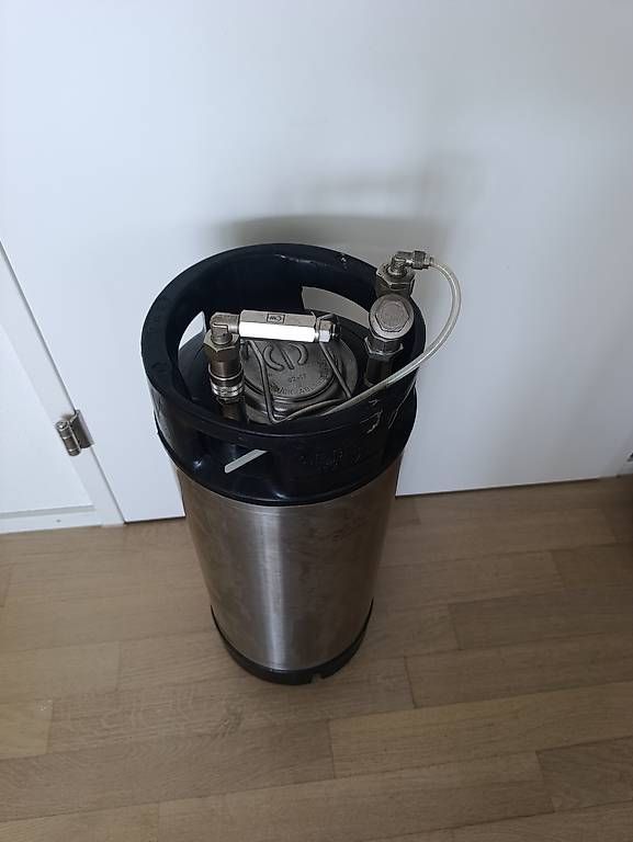 Accessori per altri veicoli: Kanister / Edelstahlbehälter AEB – Usato da Umiken venduto da ced_5rvk 3
