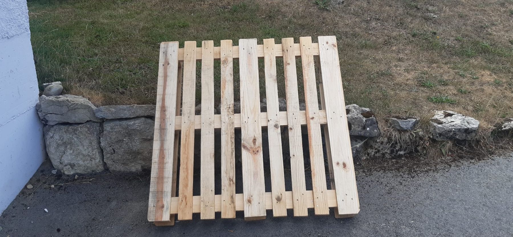 Paletten: Palette(s) bois (état neuf) – Gebraucht aus La Chaux-du-Milieu von Ereshkigal