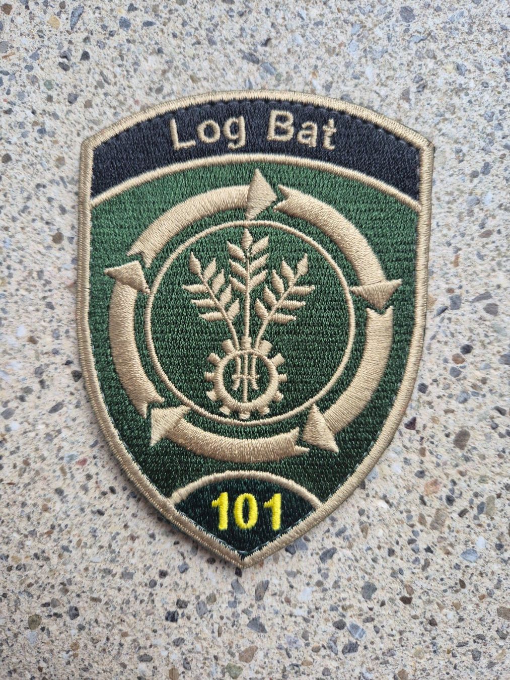 Schweizer Armee Placchette & Badge: *** Badge Log Bat 101 mit klett *** – Nuovo e nell'imballaggio originale da Riedholz venduto da fr_sIruP