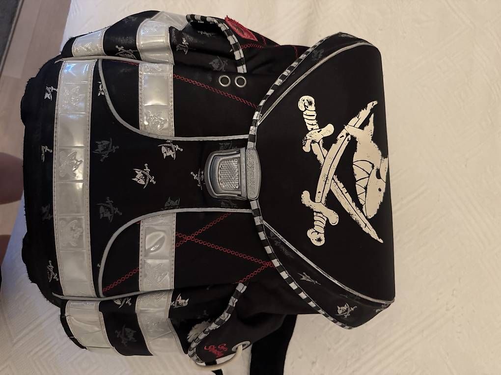 Sacs & sacs à dos: Schulthek " Pirat" – D'occasion à Zürich par annesophie81 2