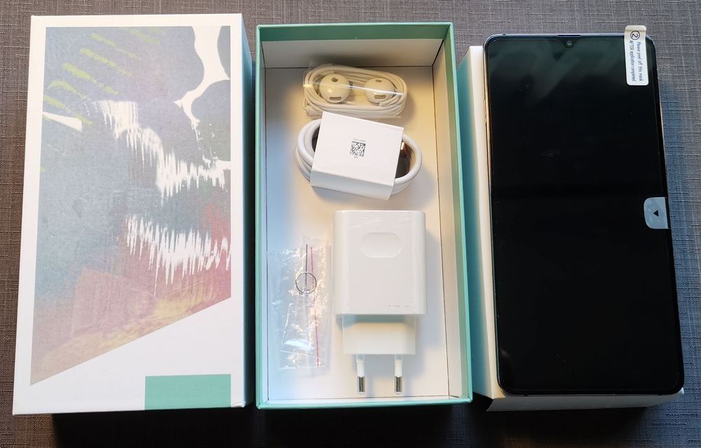 Huawei Telefoni cellulari / Smartphones: Huawei Mate 20x 8Go 256Go – Nuovo e nell'imballaggio originale da Epalinges venduto da swissexpert 3