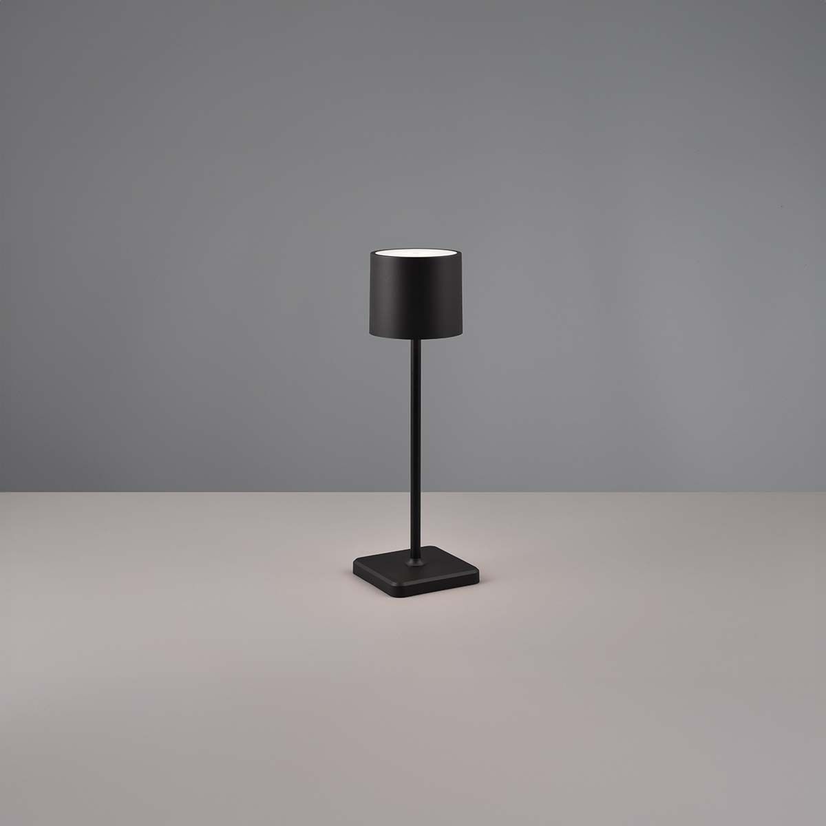 Lampen: LED Aussen Tischleuchte, Akku, IP54 – Neu (gemäss Beschreibung) aus Kreuzlingen von Smart-Light 2