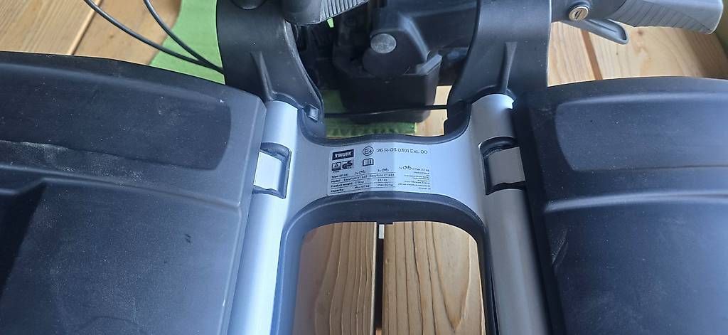 Travi: Veloträger Thule Easy Fold XT 933 – Usato da Hendschiken venduto da Lukas1 1
