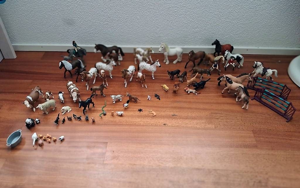Schleich Giocattoli: Schlaich Pferde&Tiersammlung – Usato da Adliswil venduto da mupet 4