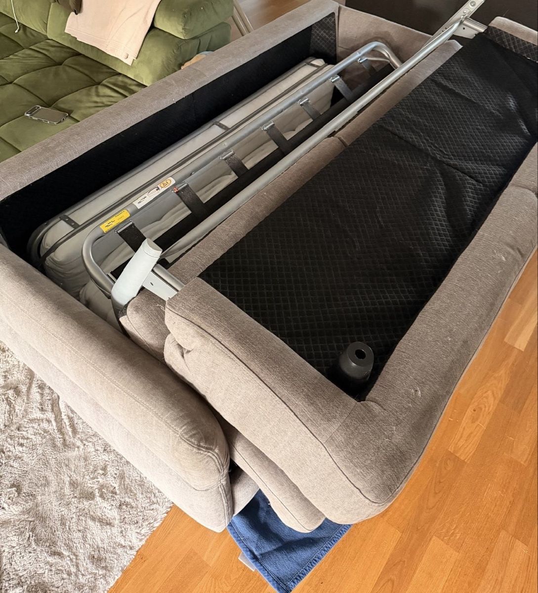 Sofas: Schlafsofa grau mit Klappfunktion – Gebraucht aus Rubigen von Elmacino 2