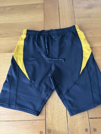 Brooks Laufshorts Gr. M
