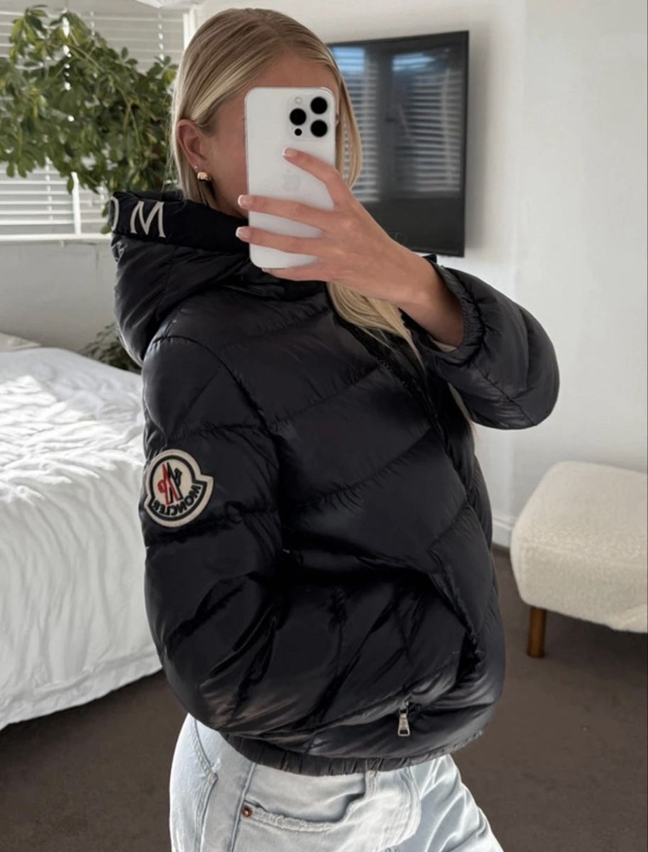 Moncler Giacche: Navy Moncler Salzmann Jacke – Usato da Kloten venduto da angi.un2