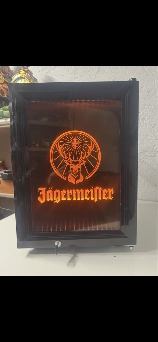 Kühlschrank: Jägermeister mini Freezer – Gebraucht aus Zetzwil von ZB05 1