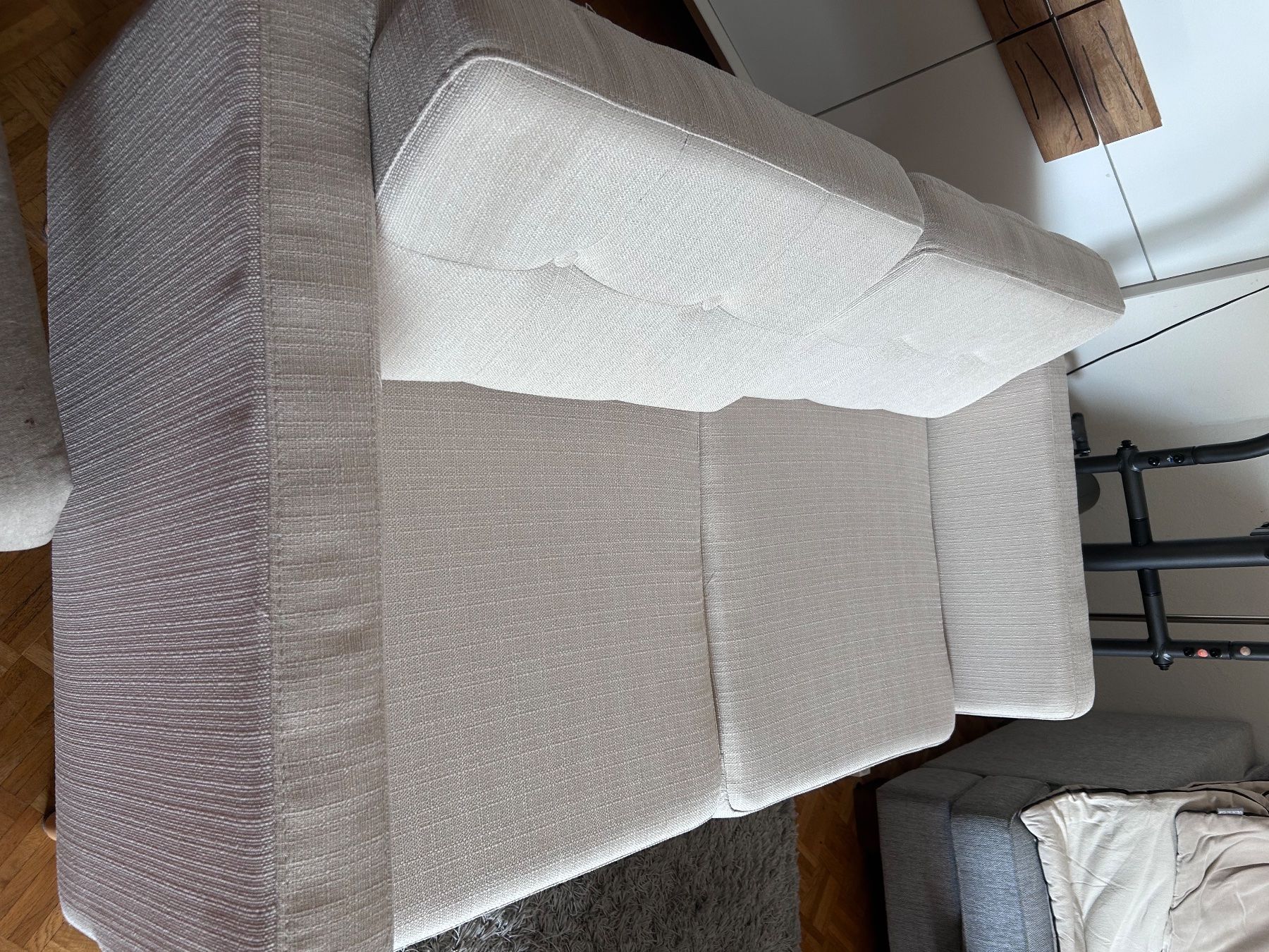 Sofas: capé beige deux places – D'occasion à Carouge GE par ashalofsky 1