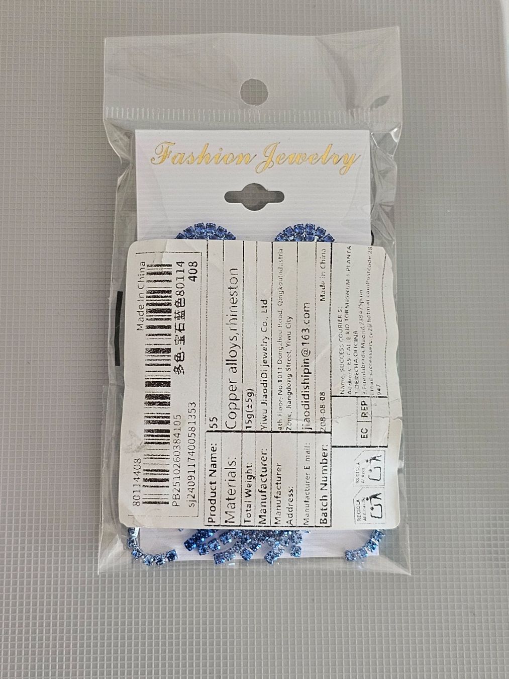 Ohrringe & -stecker: Ohrringe mit blauen Strasssteinen neu – Neu und originalverpackt aus Brunnen von tan_5pl5 1
