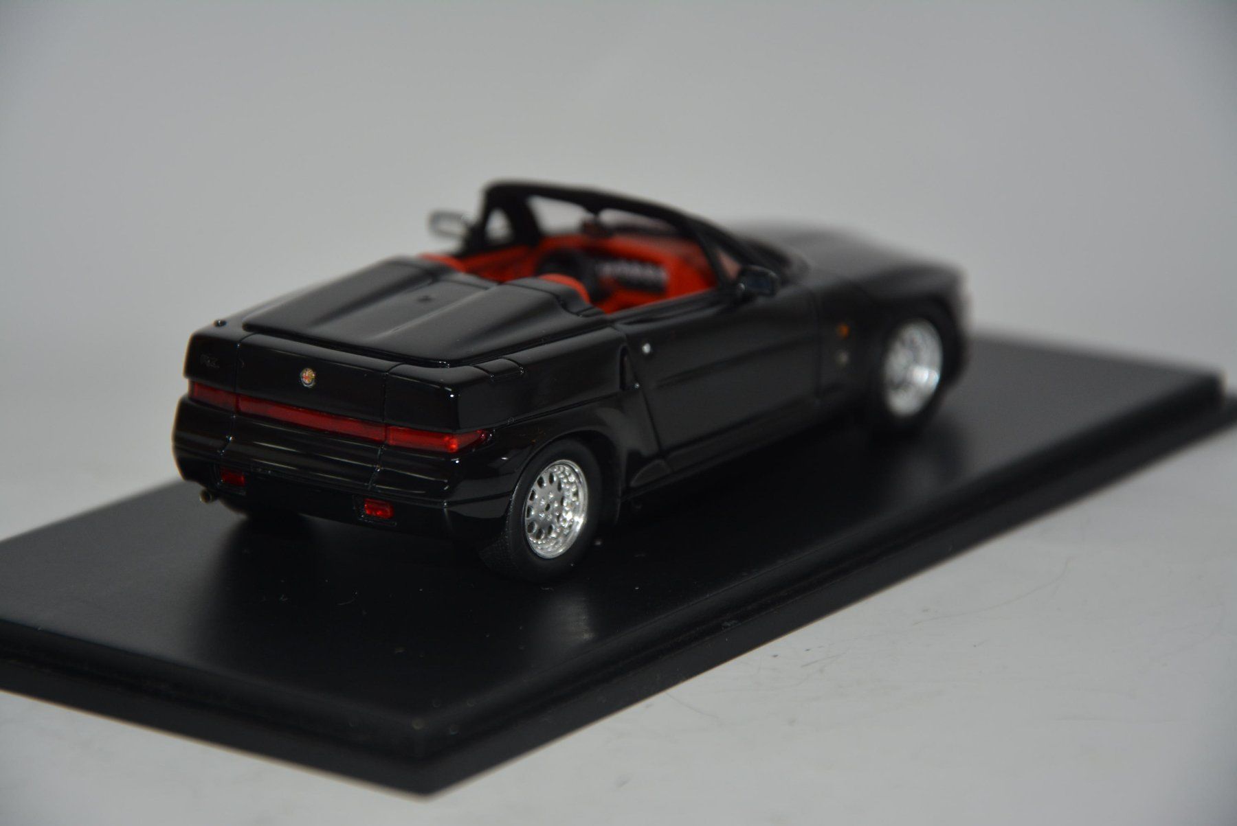 Alfa Romeo Modellini d'auto: Alfa Romeo RZ 1982 , Spark , 1:43 – Nuovo e nell'imballaggio originale da Goldach venduto da Feivel9 6