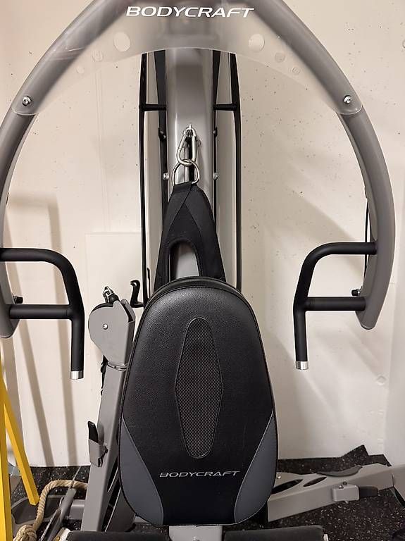 Hometrainer: Neuwertiger Multifunktionaler Hometrainer  – Usato da Unterengstringen venduto da Mithril80 2