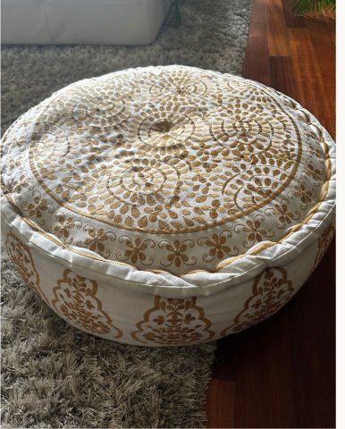 Sgabelli: Pouf – Usato da Confignon venduto da lynningva