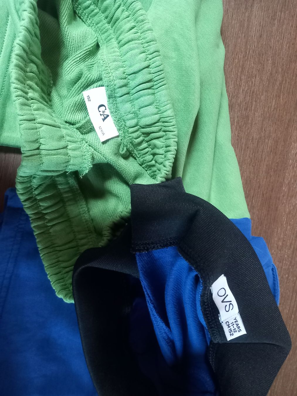 C&A Pantaloni: kurze Stoff Hosen Gr.152 – Usato da Dietwil venduto da talulla 1