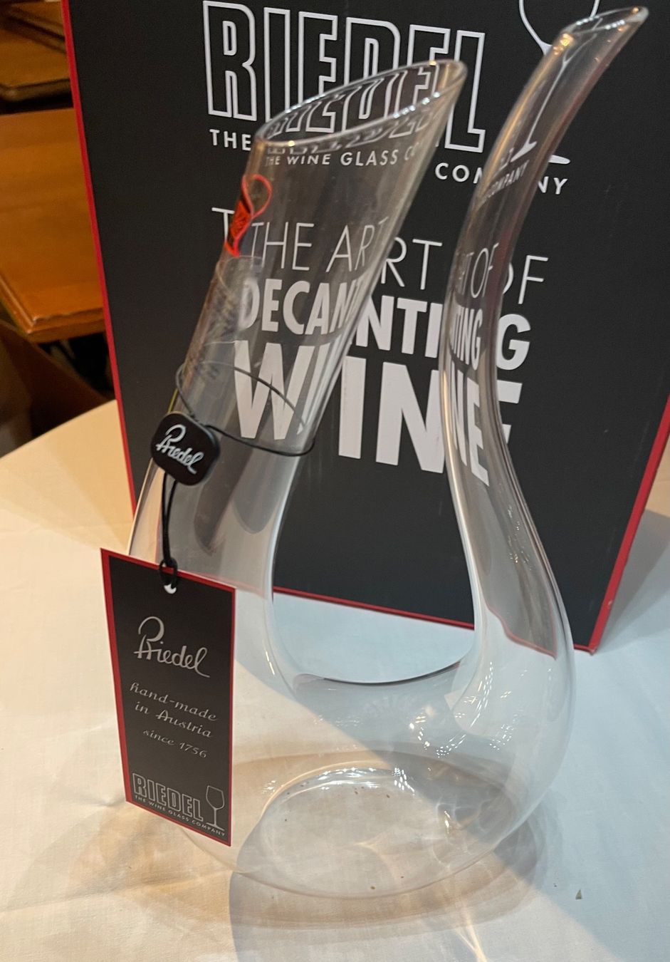Riedel Caraffe: CARAFE RIEDEL AMADEO NEUVE – Usato da Vevey venduto da lairdutemps