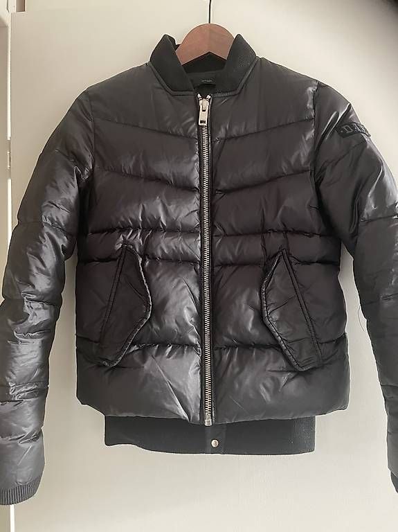 Giacche: Diesel Daunenjacke XS – Usato da Rigi Kaltbad venduto da sonnenbaum